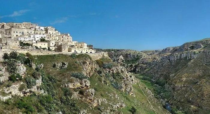 L'incontro Santeramo 4* سانتيرامو إن كولي